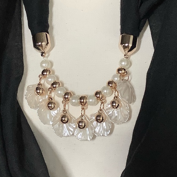 🌸 SCARF WRAP SHELL BEAD PEARL HEAD BOHO SHAWL MULTIPURPOSE BLACK BEADS INDIA - Picture 2 of 10